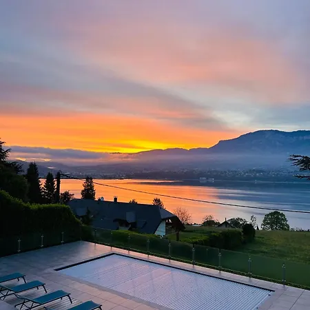 Vue Lac, Piscine & Calme Absolu Bourdeau